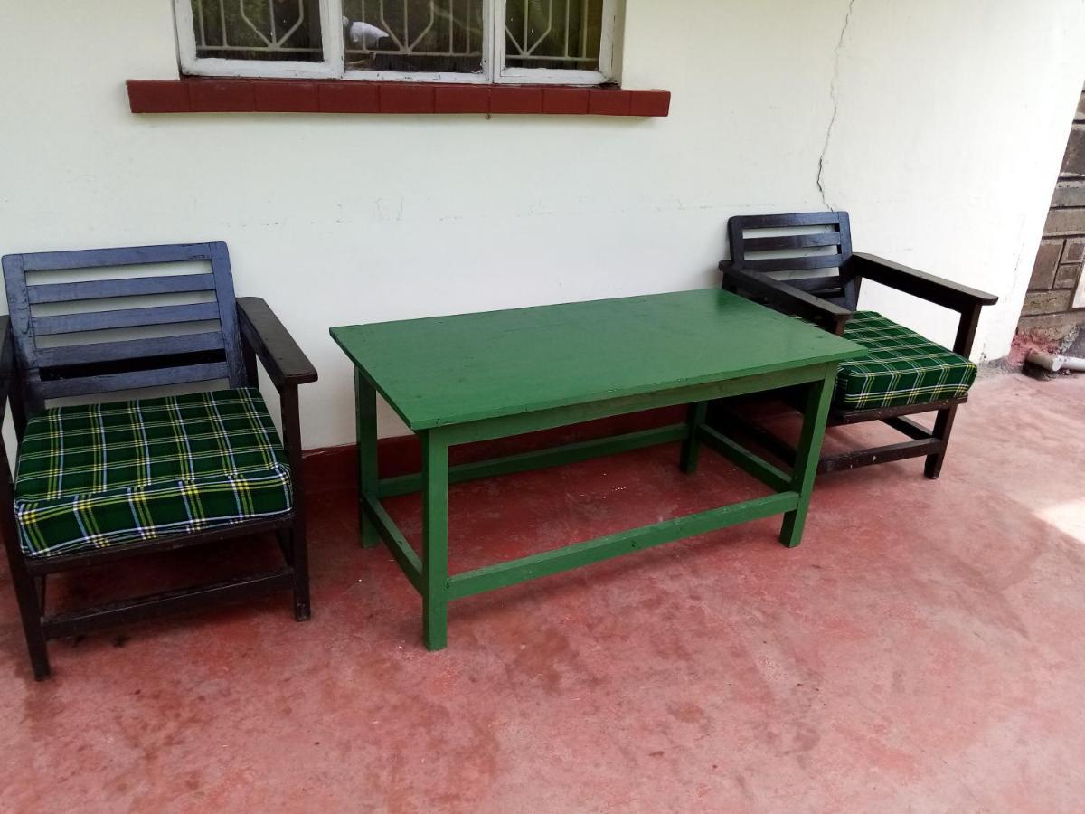 Homebase gardens Nakuru Bagian luar foto