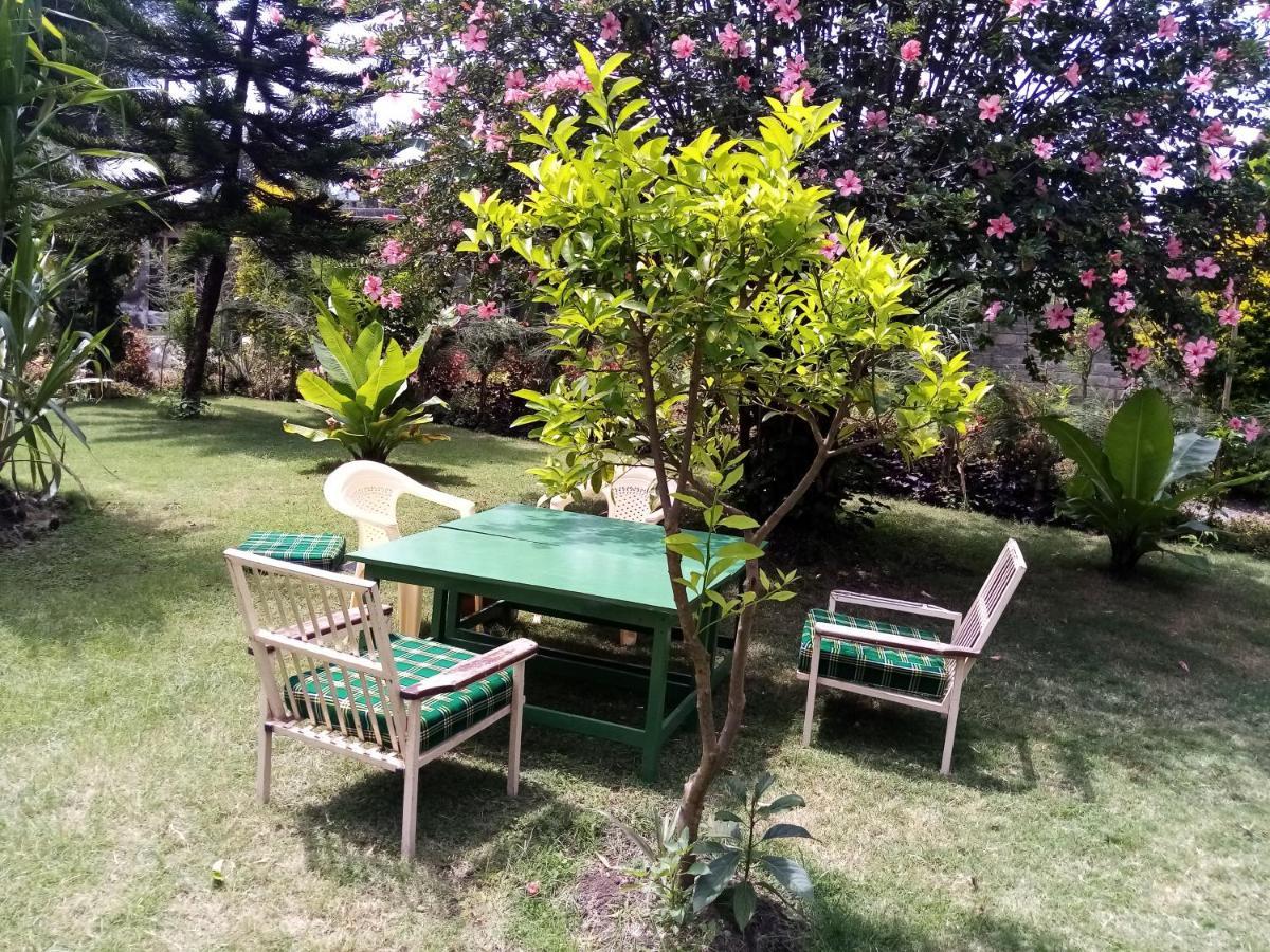 Homebase gardens Nakuru Bagian luar foto